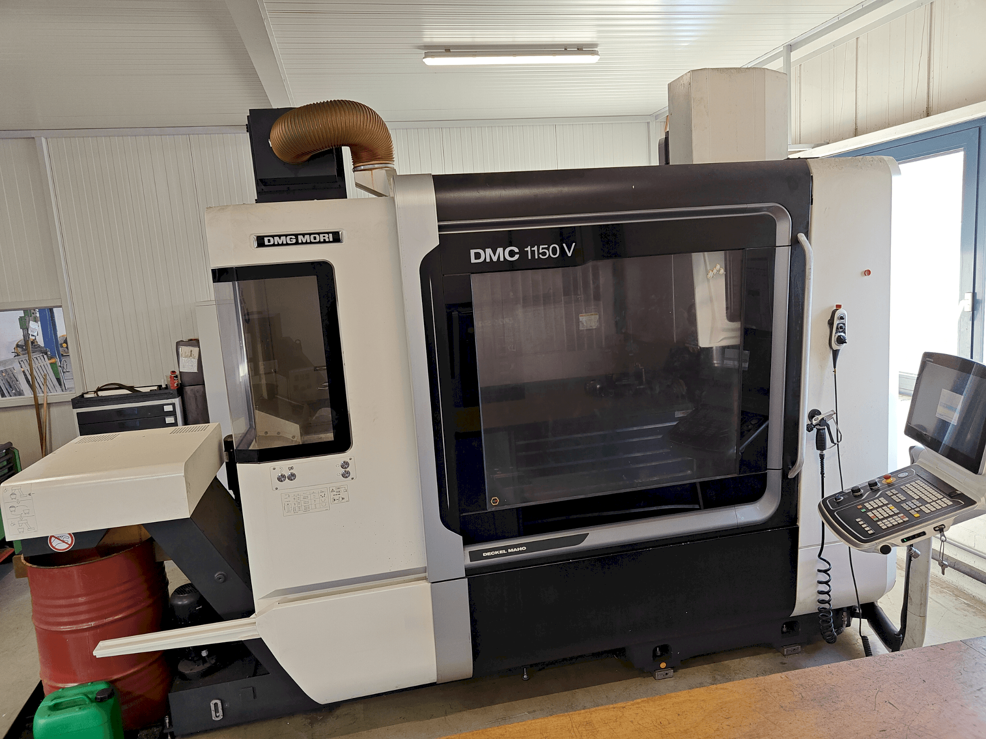 Mašīnas DMG MORI DMC 1150 V  pretskats