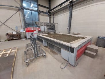 Mašīnas Resato PJE-4-4000 waterjet  pretskats