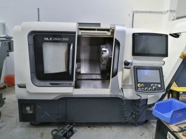 Mašīnas DMG MORI NLX 2500/500  pretskats